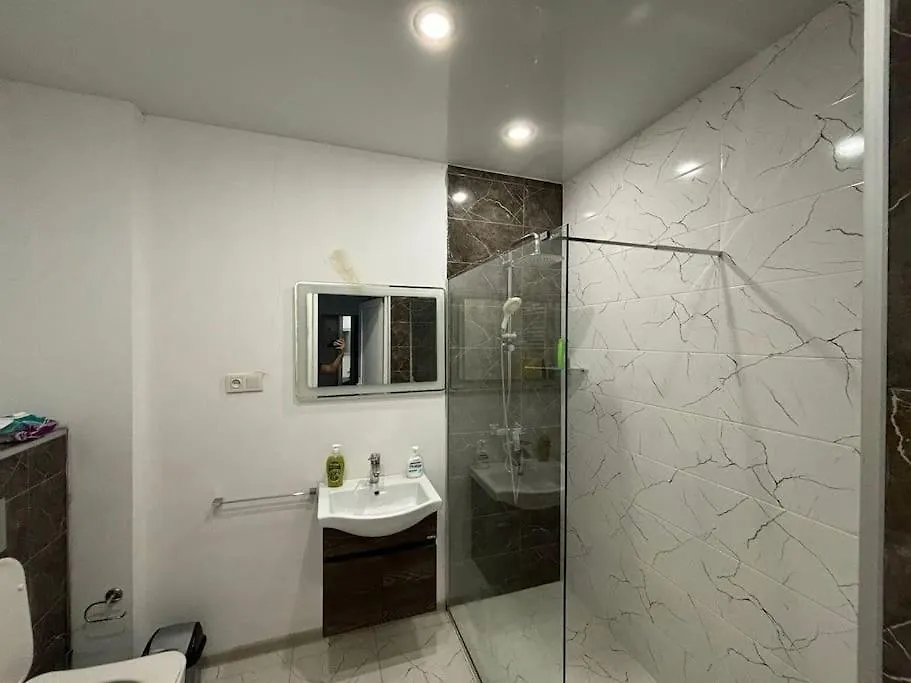 Studio Batumshi Apartment